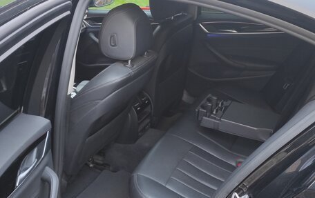 BMW 5 серия, 2021 год, 3 000 000 рублей, 6 фотография