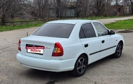 Hyundai Accent II, 2011 год, 650 000 рублей, 4 фотография