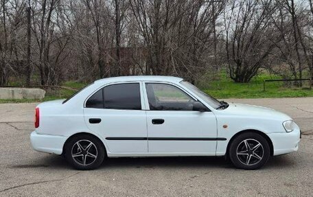 Hyundai Accent II, 2011 год, 650 000 рублей, 7 фотография