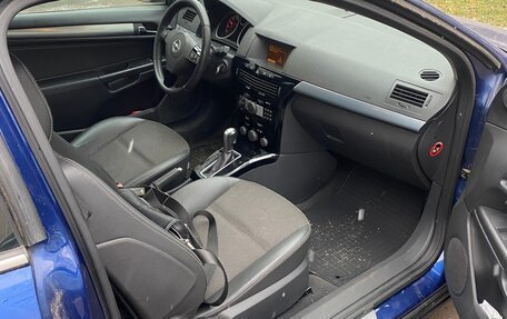 Opel Astra H, 2008 год, 550 000 рублей, 11 фотография