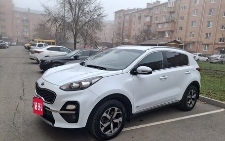 KIA Sportage IV рестайлинг, 2018 год, 2 000 000 рублей, 3 фотография