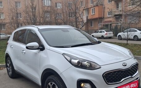 KIA Sportage IV рестайлинг, 2018 год, 2 000 000 рублей, 2 фотография