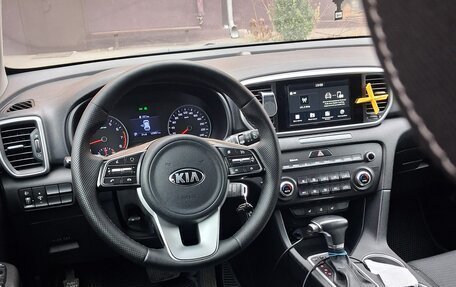 KIA Sportage IV рестайлинг, 2018 год, 2 000 000 рублей, 7 фотография