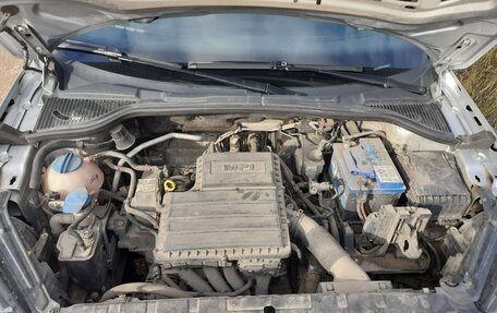 Skoda Yeti I рестайлинг, 2014 год, 1 210 000 рублей, 17 фотография