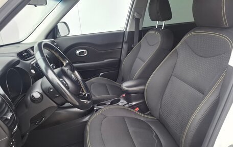 KIA Soul II рестайлинг, 2015 год, 1 244 000 рублей, 10 фотография