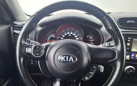 KIA Soul II рестайлинг, 2015 год, 1 244 000 рублей, 14 фотография