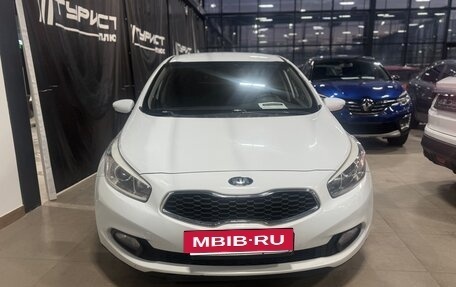 KIA cee'd III, 2014 год, 1 058 000 рублей, 2 фотография