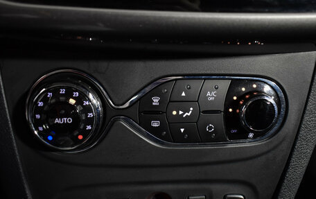 Renault Sandero II рестайлинг, 2016 год, 729 000 рублей, 14 фотография