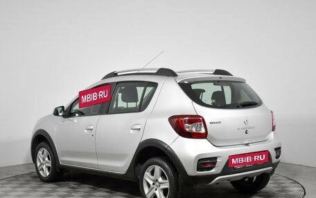 Renault Sandero II рестайлинг, 2016 год, 729 000 рублей, 7 фотография