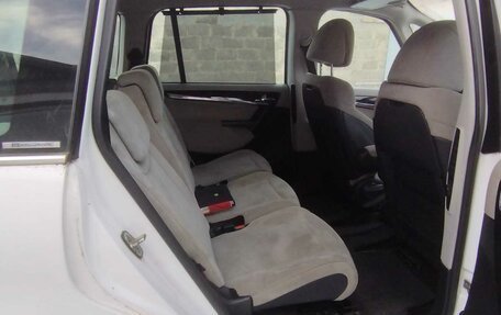 Citroen C4 Picasso II рестайлинг, 2011 год, 600 000 рублей, 4 фотография