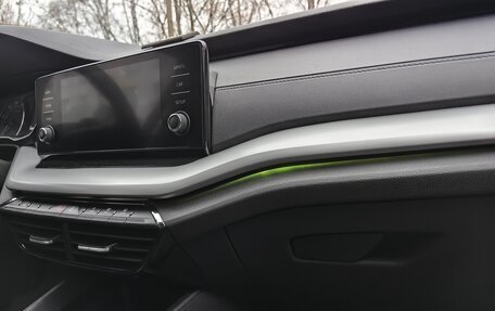 Skoda Octavia IV, 2021 год, 2 390 000 рублей, 17 фотография