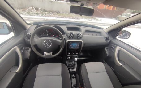 Renault Duster I рестайлинг, 2015 год, 958 000 рублей, 10 фотография