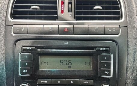 Volkswagen Polo VI (EU Market), 2011 год, 595 000 рублей, 9 фотография