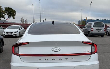 Hyundai Sonata VIII, 2020 год, 2 400 000 рублей, 4 фотография