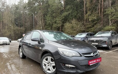Opel Astra J, 2012 год, 550 000 рублей, 3 фотография