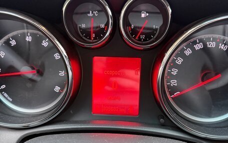 Opel Astra J, 2012 год, 550 000 рублей, 17 фотография