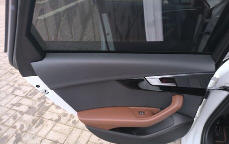 Audi A4, 2019 год, 2 490 000 рублей, 20 фотография