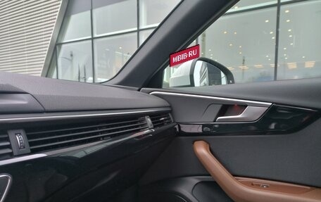 Audi A4, 2019 год, 2 490 000 рублей, 35 фотография