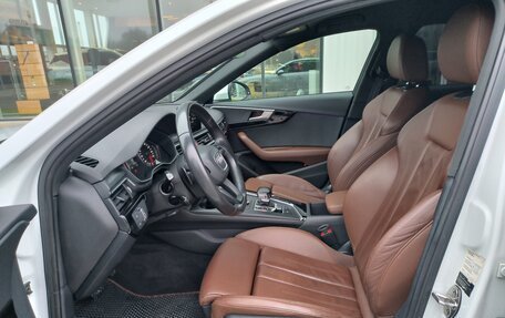 Audi A4, 2019 год, 2 490 000 рублей, 38 фотография