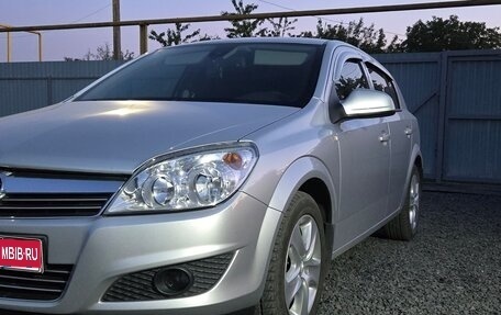 Opel Astra H, 2011 год, 500 000 рублей, 1 фотография