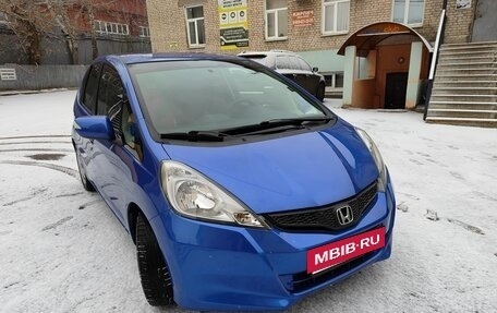 Honda Jazz II рестайлинг, 2012 год, 850 000 рублей, 2 фотография