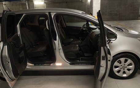 Opel Meriva, 2011 год, 660 000 рублей, 8 фотография