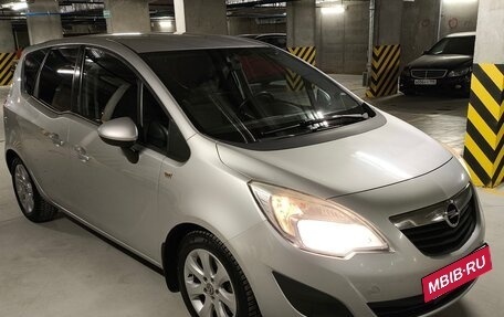 Opel Meriva, 2011 год, 660 000 рублей, 3 фотография