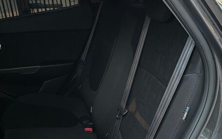 KIA Rio III рестайлинг, 2015 год, 1 300 000 рублей, 26 фотография