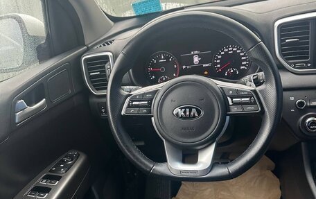 KIA Sportage IV рестайлинг, 2021 год, 2 160 000 рублей, 24 фотография