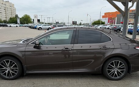 Toyota Camry, 2021 год, 2 700 000 рублей, 7 фотография