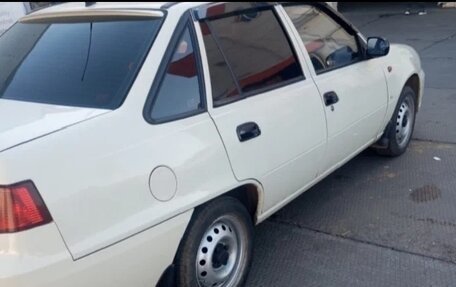 Daewoo Nexia I рестайлинг, 2011 год, 325 000 рублей, 4 фотография