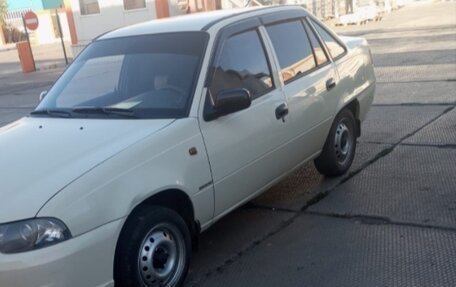 Daewoo Nexia I рестайлинг, 2011 год, 325 000 рублей, 2 фотография