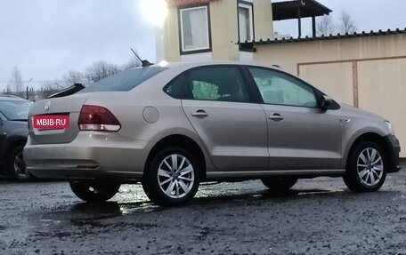 Volkswagen Polo VI (EU Market), 2018 год, 900 000 рублей, 2 фотография