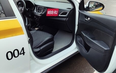 Hyundai Solaris II рестайлинг, 2019 год, 815 000 рублей, 6 фотография