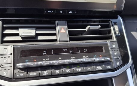 Toyota Land Cruiser, 2025 год, 16 599 999 рублей, 28 фотография