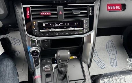 Toyota Land Cruiser, 2025 год, 16 599 999 рублей, 22 фотография