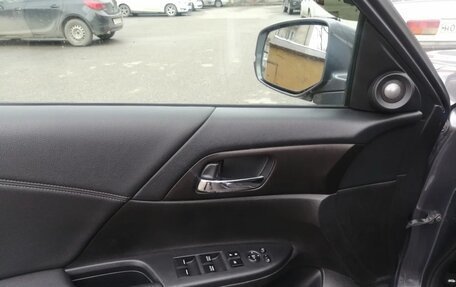 Honda Accord IX рестайлинг, 2013 год, 1 950 000 рублей, 14 фотография