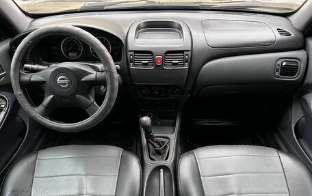 Nissan Almera, 2004 год, 325 000 рублей, 9 фотография