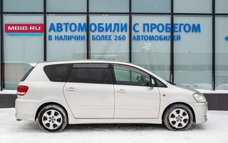 Toyota Ipsum II, 2002 год, 950 000 рублей, 6 фотография
