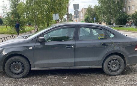 Volkswagen Polo VI (EU Market), 2015 год, 800 000 рублей, 1 фотография