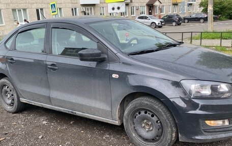 Volkswagen Polo VI (EU Market), 2015 год, 800 000 рублей, 2 фотография