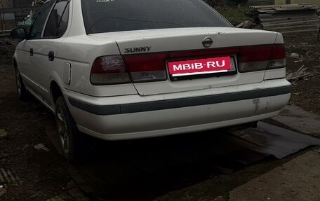 Nissan Sunny B15, 2001 год, 255 000 рублей, 1 фотография