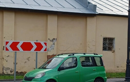 Toyota Yaris Verso, 2003 год, 350 000 рублей, 6 фотография