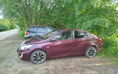 Hyundai Solaris II рестайлинг, 2011 год, 510 000 рублей, 1 фотография