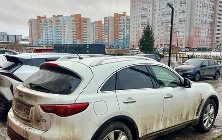 Infiniti QX70, 2013 год, 1 700 000 рублей, 2 фотография