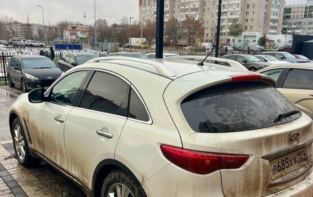 Infiniti QX70, 2013 год, 1 700 000 рублей, 3 фотография