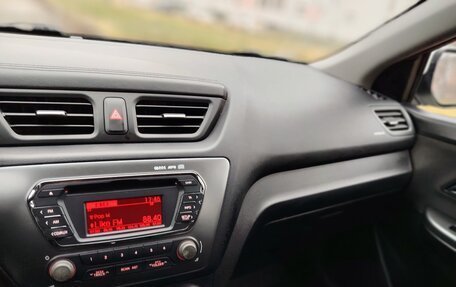 KIA Rio III рестайлинг, 2012 год, 998 000 рублей, 26 фотография