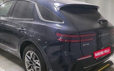 Genesis GV70, 2021 год, 4 300 000 рублей, 2 фотография