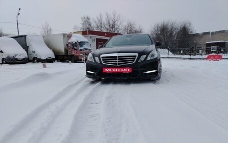 Mercedes-Benz E-Класс, 2011 год, 1 400 000 рублей, 2 фотография
