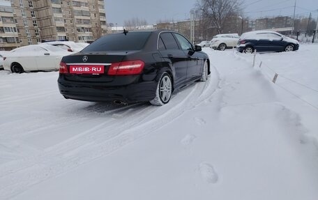 Mercedes-Benz E-Класс, 2011 год, 1 400 000 рублей, 4 фотография